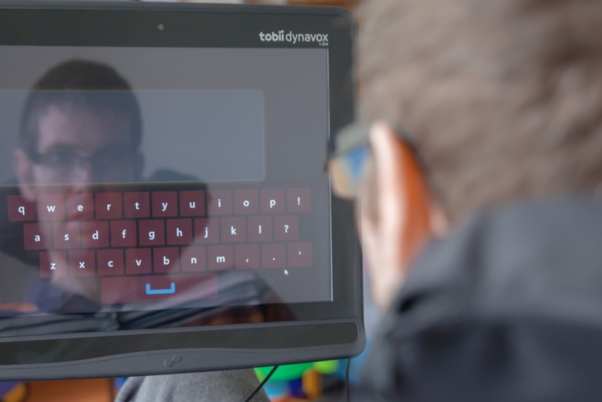 Biedrībai ''Dižvanagi'' uzdāvina Latvijā nebijušu iekārtu